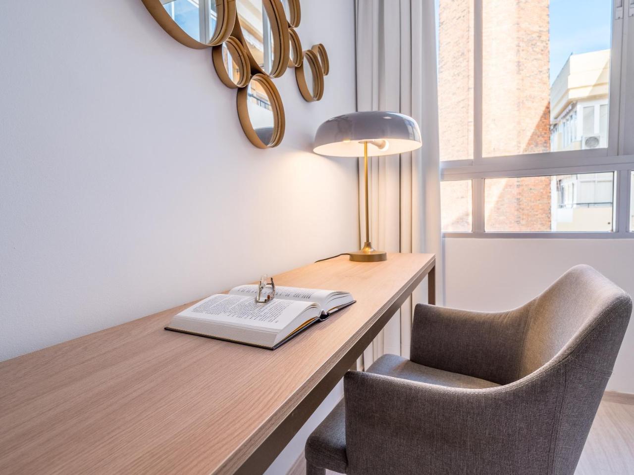 Malagueta Sea View - Premium Apartment Málaga Exteriör bild