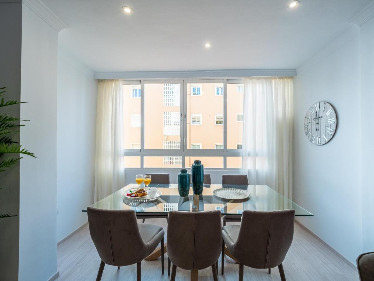 Malagueta Sea View - Premium Apartment Málaga Exteriör bild