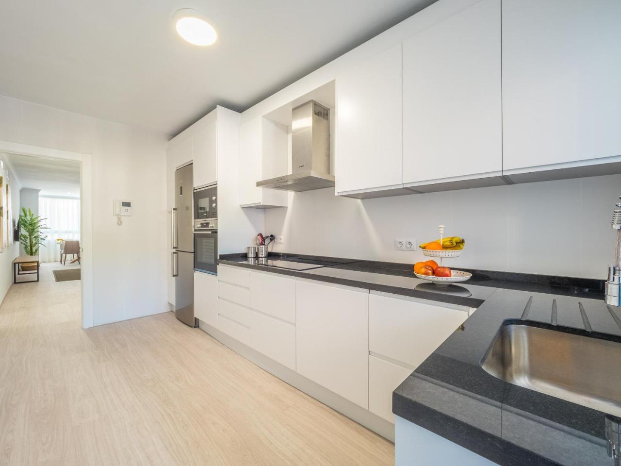 Malagueta Sea View - Premium Apartment Málaga Exteriör bild