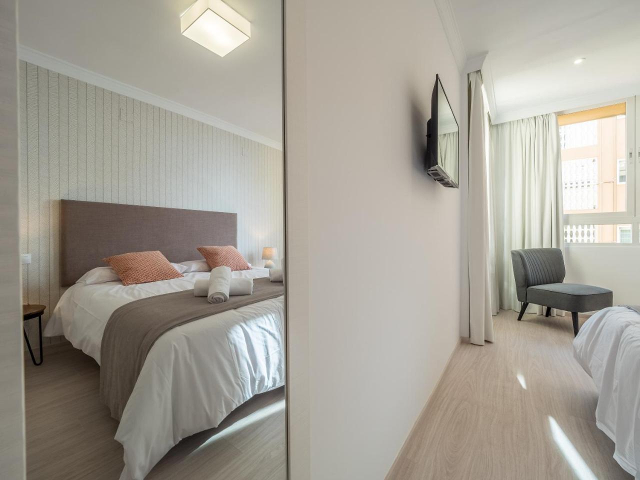 Malagueta Sea View - Premium Apartment Málaga Exteriör bild