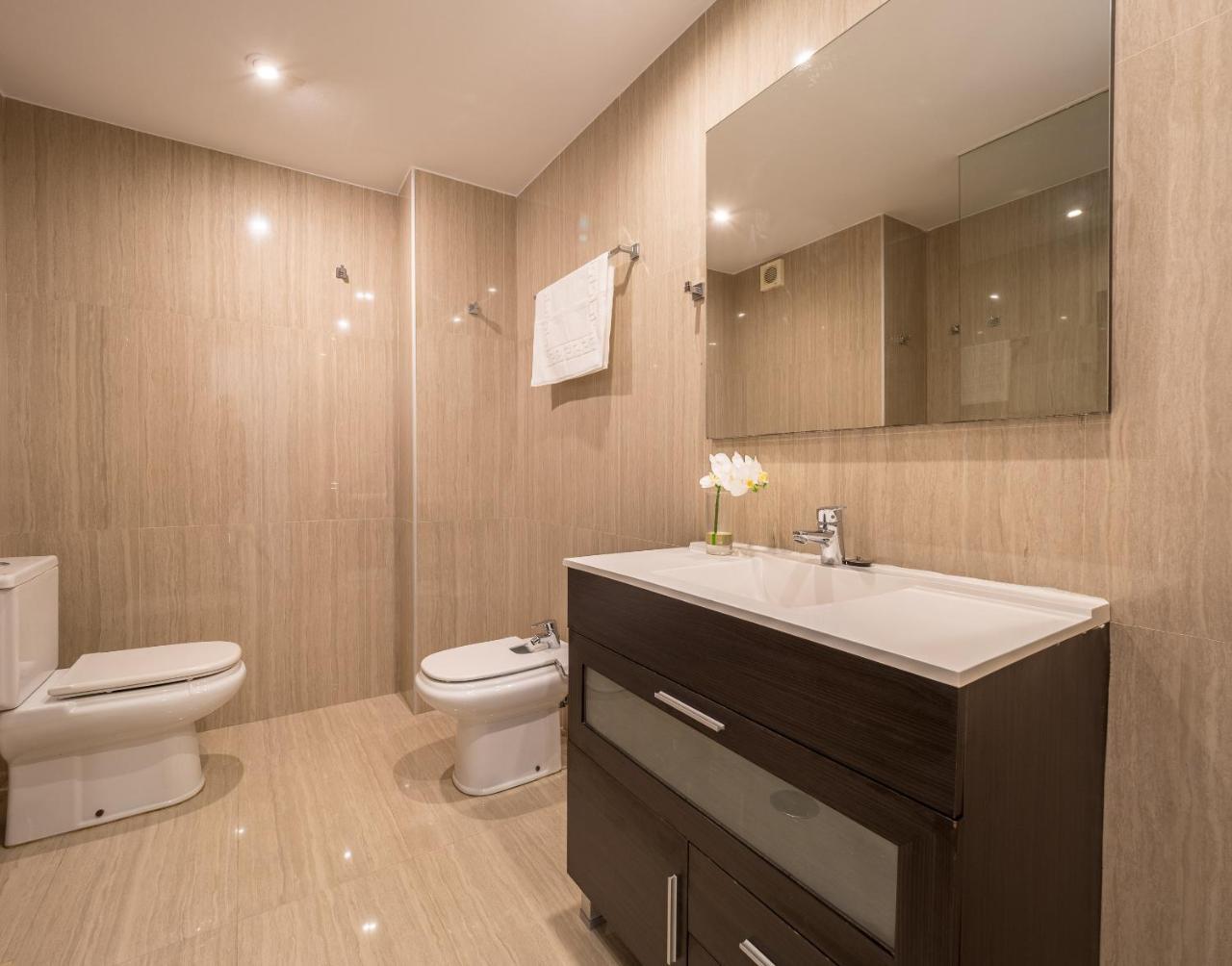 Malagueta Sea View - Premium Apartment Málaga Exteriör bild